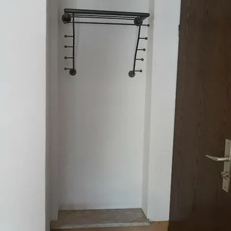 Appartement 11 *